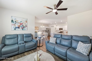 America's Favorite Floorplan for a Reason! Now Offering a $2500 - photo 12