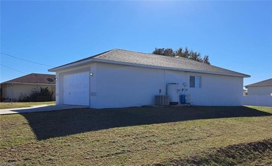 HOME FOR SALE - READY TO MOVE IN! In Lehigh Acres FL, Excellent - photo 2