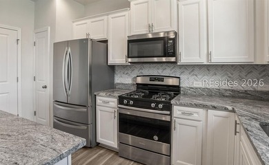 Welcome to 1 Toxaway Lane, where modern comfort meets Lowcountry - photo 14