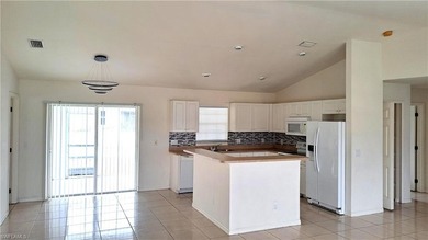 HOME FOR SALE - READY TO MOVE IN! In Lehigh Acres FL, Excellent - photo 4