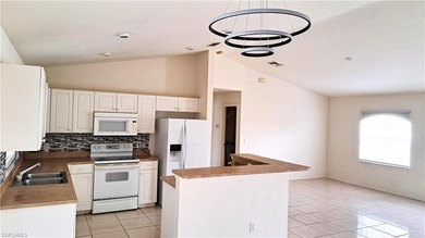 HOME FOR SALE - READY TO MOVE IN! In Lehigh Acres FL, Excellent - photo 7