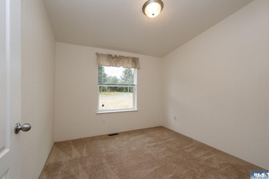 Welcome home! 4 BR, 2 BA home PLUS 2 car detached garage w/ - photo 19
