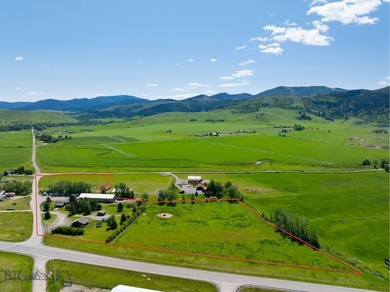 Prime Commercial Property with Strong Income Potential & - photo 2
