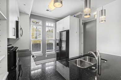 PRICE REDUCTION! MOTIVATED SELLER! Charming 3-bedroom, 2-bath - photo 7