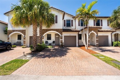 Lake Townhome/Townhouse For Sale in Margate, Florida