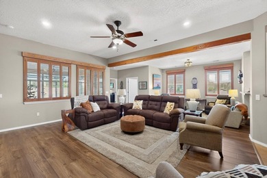 Welcome to this beautifully maintained home, ideally situated on - photo 4
