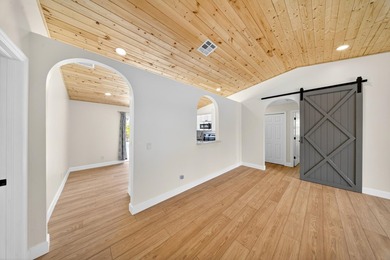 BACK ON MARKET DUE TO PREVIOUS BUYER UNABLE TO OBTAIN FINANCING - photo 11