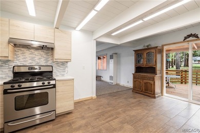 Located in the heart of The Village! This unique multi-unit - photo 14