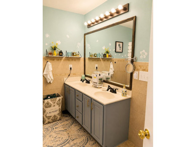 Beautiful 4-Bedroom Home in The Farm - Just 4 Miles from the - photo 16