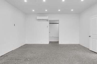 Owner Financing Availablemercial plaza on main thoroughfare in - photo 19