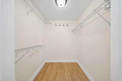 BACK ON MARKET DUE TO PREVIOUS BUYER UNABLE TO OBTAIN FINANCING - photo 20