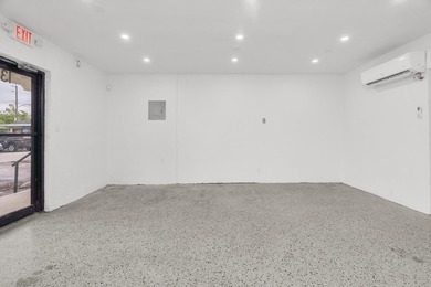 Owner Financing Availablemercial plaza on main thoroughfare in - photo 20