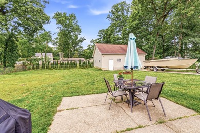 Welcome home to this well-maintained 3-bedroom, 2-bath ranch - photo 35