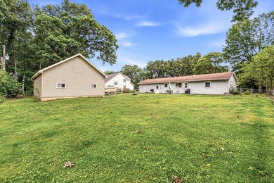 Welcome home to this well-maintained 3-bedroom, 2-bath ranch - photo 36