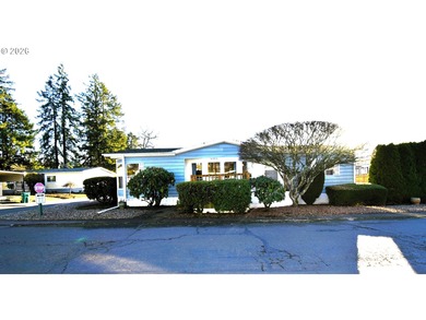 (private lake, pond, coastal) Home For Sale in Clackamas Oregon