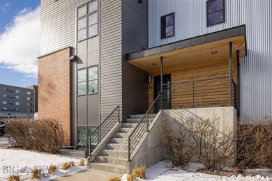 An exceptional expression of luxury in the heart of downtown