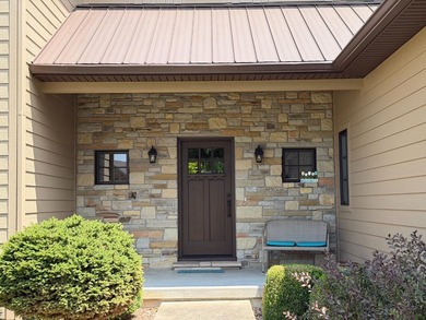 Experience exceptional craftsmanship & modern elegance in this - photo 2
