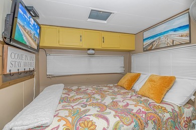 Do you want to live on VACATION full time or have a fabulous - photo 12