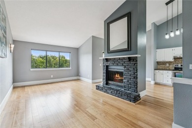 Lake Condo For Sale in Cedar Rapids, Iowa