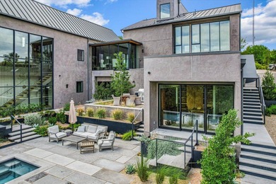 Crafted by award-winning Murray Legge Architecture, Lindsey - photo 27