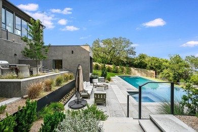 Crafted by award-winning Murray Legge Architecture, Lindsey - photo 28