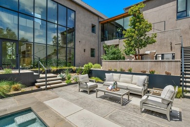 Crafted by award-winning Murray Legge Architecture, Lindsey - photo 30