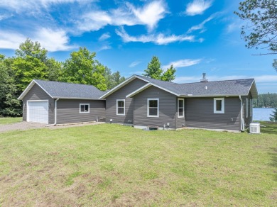 Diamond Lake - Oneida County Home For Sale in Minocqua Wisconsin