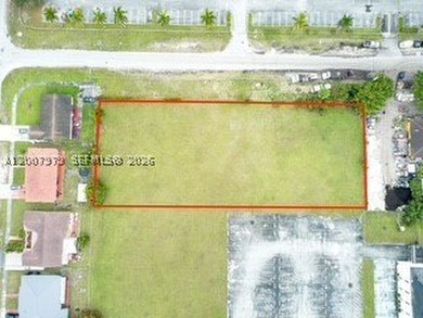 Priced to sell. Approx. 1.21 acres (+/-52,708 sq ft) available - photo 3