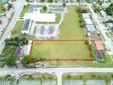 Priced to sell. Approx. 1.21 acres (+/-52,708 sq ft) available - photo 5