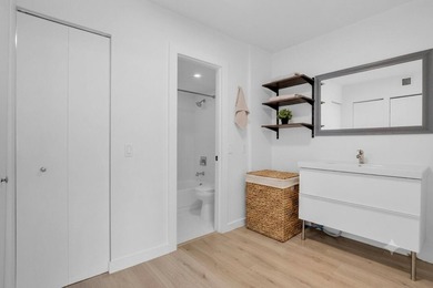 Welcome to the Flamenco Condos in the heart of Aventura. This - photo 17