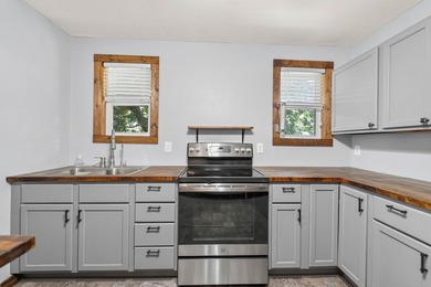 Welcome to this cozy 1-bedroom, 1-bath home in Kellogg, located - photo 18