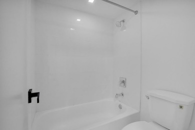 Welcome to the Flamenco Condos in the heart of Aventura. This - photo 22