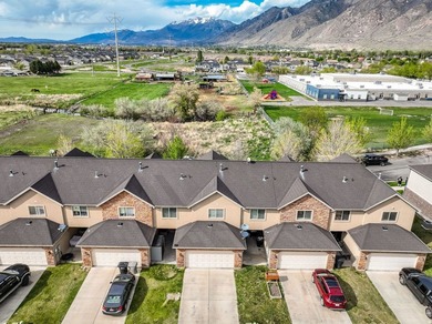 Discover this beautifully maintained 4-bedroom, 2.5-bathroom - photo 24
