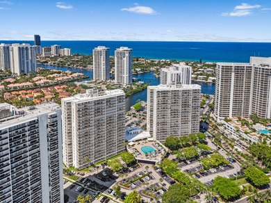 Welcome to the Flamenco Condos in the heart of Aventura. This - photo 36