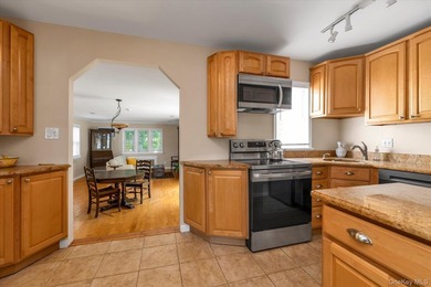 Welcome to this charming expanded 4-bedroom, 2-bath Cape nestled - photo 8