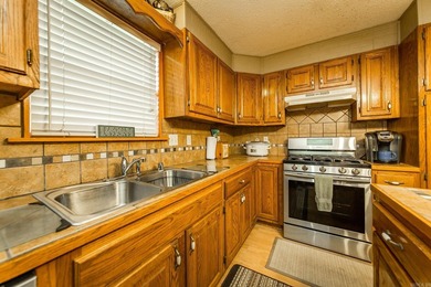 Plenty of space to enjoy the outdoors on this 2.5 acre property - photo 9