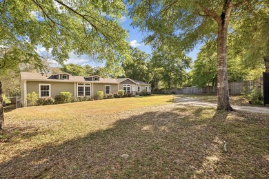 Welcome to your private waterfront escape in the heart of - photo 1