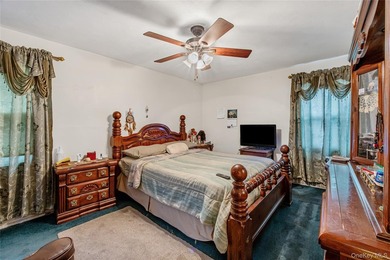 Welcome 30-19 Bessemund Ave, Bayswater....This legal 2 family - photo 12