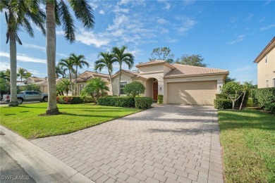 Lake Home For Sale in Fort Myers, Florida