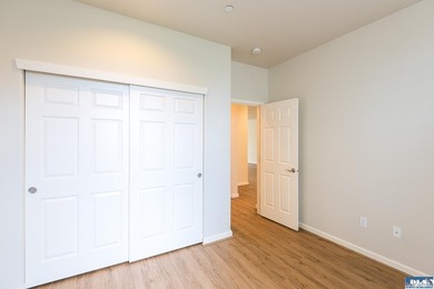 Single Story 2 bedroom, 2 bath townhome in desirable Jennie - photo 24