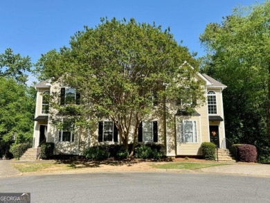 Lake Townhome/Townhouse For Sale in Cumming, Georgia