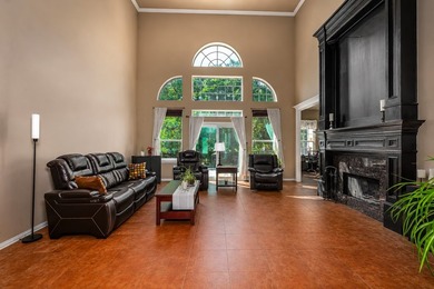 Welcome home to 100 Manders Court in beautiful Runaway Bay, just - photo 6