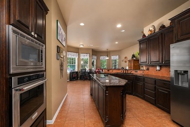 Welcome home to 100 Manders Court in beautiful Runaway Bay, just - photo 9