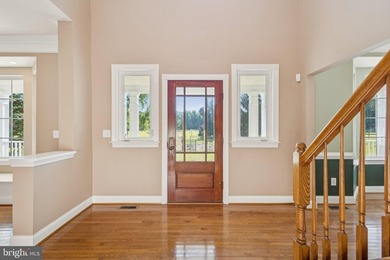 Welcome to a private estate that perfectly blends comfort - photo 4