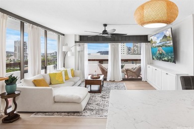 Enjoy island living in this beautifully updated 2-bedroom - photo 2