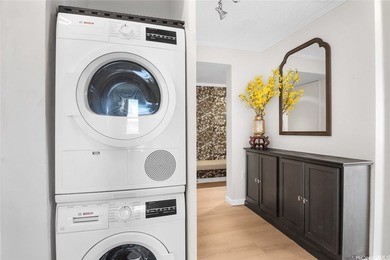 Enjoy island living in this beautifully updated 2-bedroom - photo 9