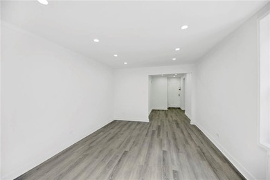 Welcome to this move-in ready first-floor studio co-op, offering - photo 12