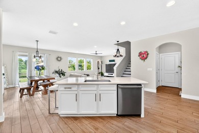 YOU CAN RENT OUT THE PROPERTY IMMEDIATELY! Welcome home to your - photo 13