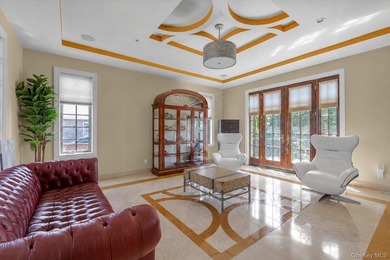 Located in the prestigious enclave of Malba, this extraordinary - photo 5