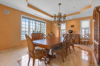 Located in the prestigious enclave of Malba, this extraordinary - photo 6